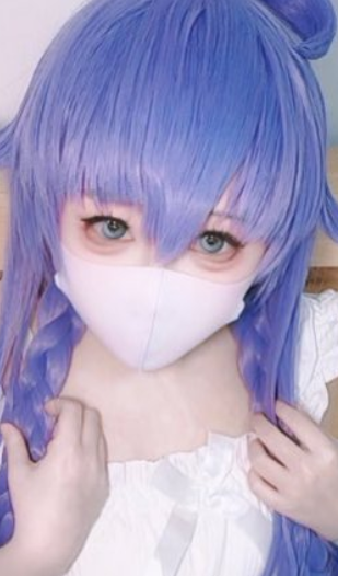 小欣奈(lovewxnn)个人资料照片