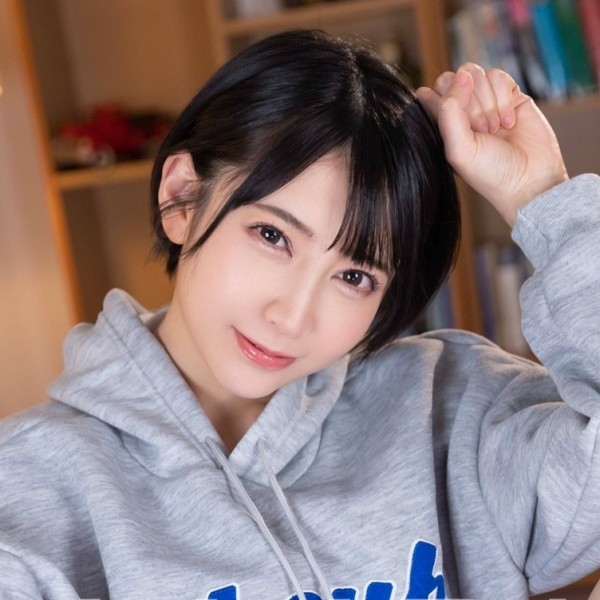 (夏目響)个人资料照片